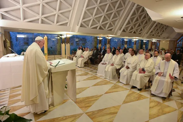 Una delle Messe di Papa Francesco a Santa Marta / L'Osservatore Romano / ACI Group