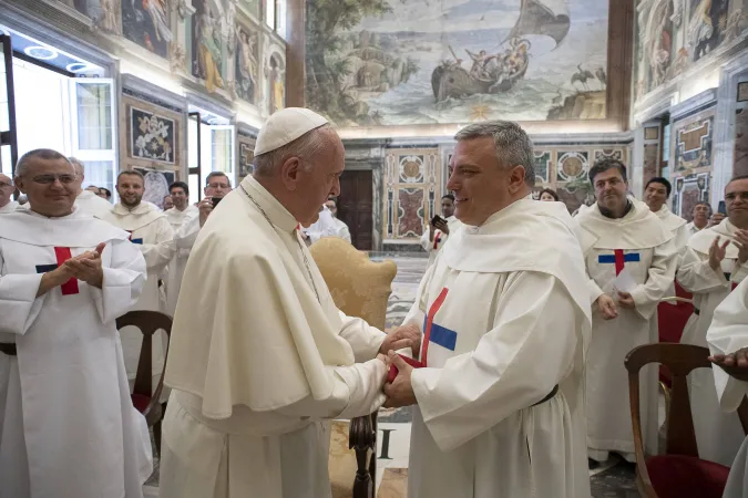 Papa Francesco e  Padre Luigi Buccarello, Generale dell’Ordo Sanctissimae Trinitatis |  | Vatican Media 