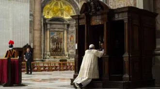 Il Papa ai giovani confessori, non siete i padroni delle coscienze