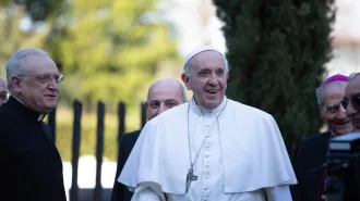 Papa Francesco: “Il chiacchiericcio ha il potere di distruggere come una bomba atomica”