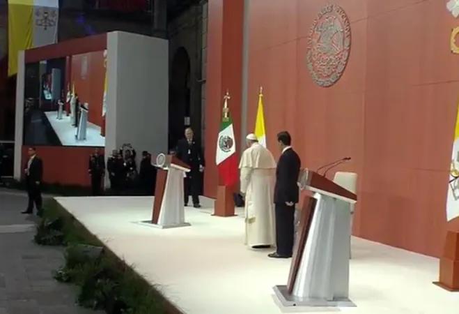 Papa Francesco prende la parola davanti alla società civile del Messico, Palazzo Nazionale, Città del Messico, 13 febbraio 2016 | CTV