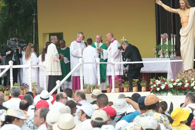 Il Papa celebra la messa |  | ACI Group