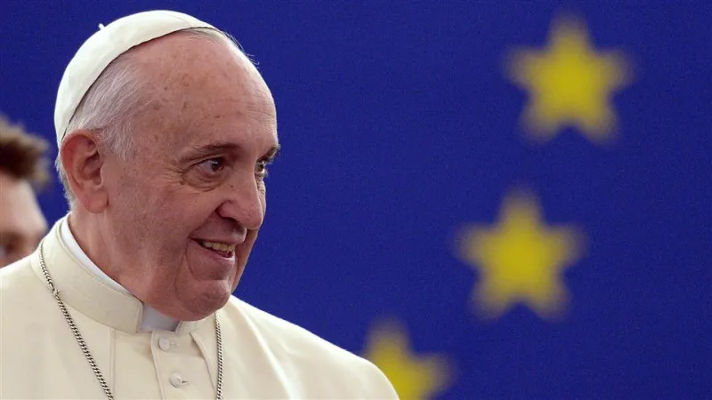 Papa Francesco e la bandiera europea | Papa Francesco e la bandiera europea | COMECE
