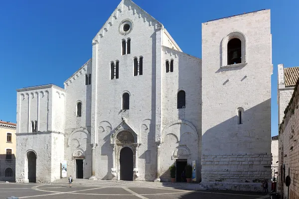 Basilica di San Nicola di Bari / Wikipedia