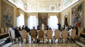 Papa Francesco: “Non ci sono aggettivi per la perdita di un figlio”