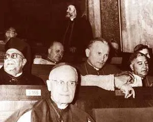  Karol Wojtyła nel 1963 al Concilio Vaticano II |  | 30 giorni 
