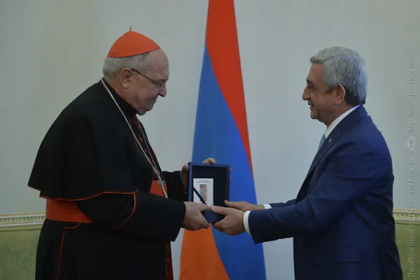 Il Cardinale Sandri incontra il presidente armeno durante uno dei suoi viaggi in Armenia / President.am