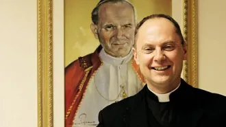 A sette anni dalla canonizzazione di Giovanni Paolo II il postulatore parla del suo lavoro