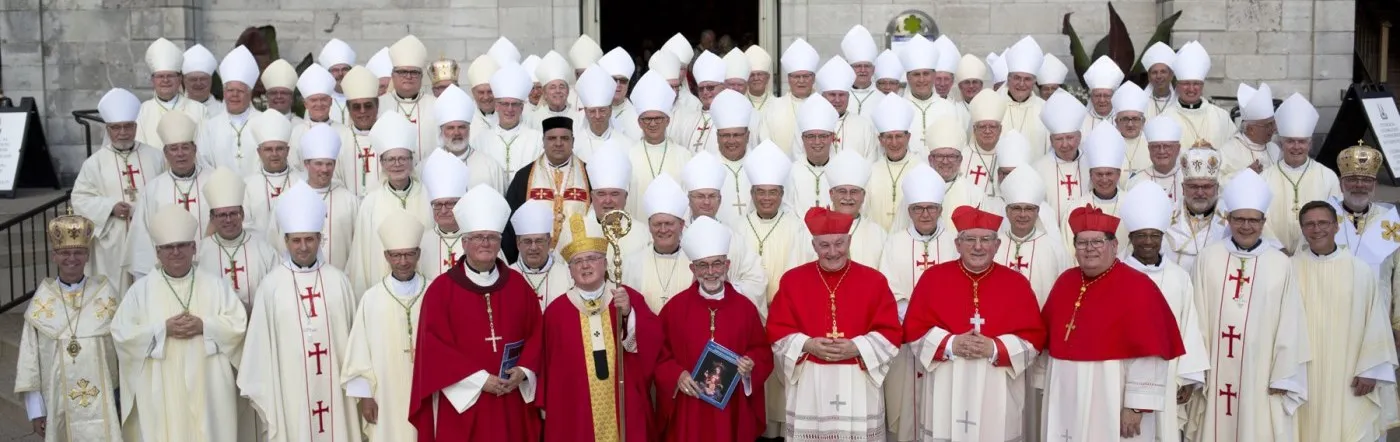I membri della Conferenza Episcopale Canadese dopo una celebrazione eucaristica | Diocesi di Petersbourgh