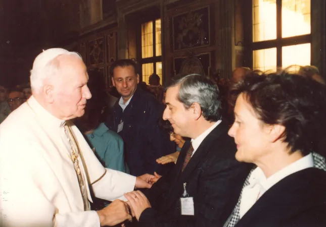 Vittorio Trancanelli con Giovanni Paolo II |  | Postulazione 