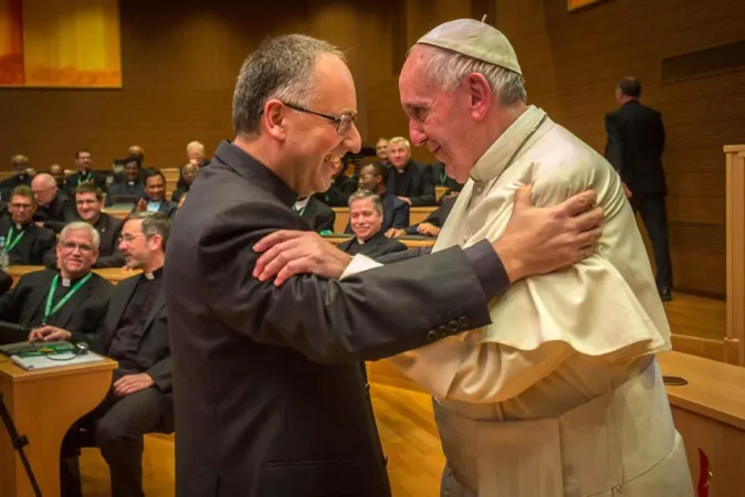 Il Papa e Padre Spadaro alla 36 congregazione generale |  | FB- Antonio Spadaro