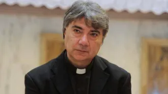 L’arcivescovo di Napoli Domenico Battaglia è positivo al covid-19