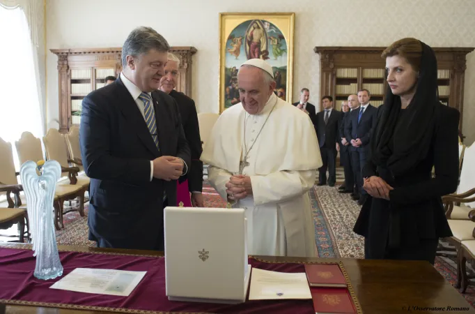 Il Papa e il presidente Ucraino Petro Poroshenko |  | Osservatore Romano