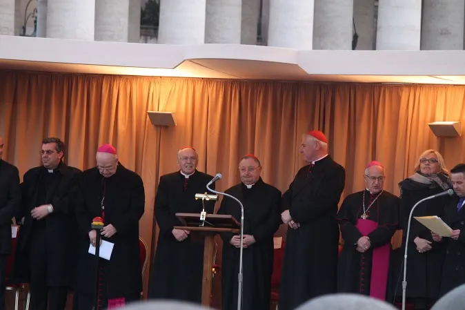 La cerimonia di inaugurazione dell'albero e del presepe a San Pietro, il cardinale Mueller |  | Gianluca Gangemi/CNA