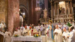Il Cardinale Turkson celebra la Messa in memoria del Cardinale  Van Thuan, Santa Maria della Scala, 15 settembre 2017 / Daniel Ibanez / ACI Group
