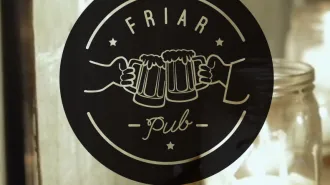 Metti una sera al Friar Pub, il locale dei frati a Trastevere