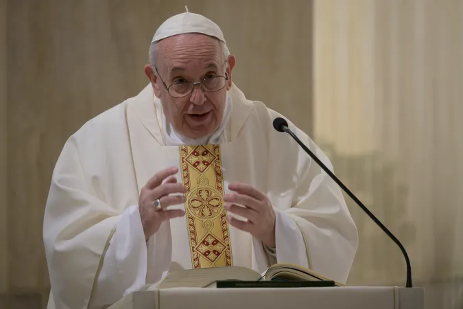 Papa Francesco, Domus Sanctae Marthae | Papa Francesco durante la Messa a Santa Marta, 19 marzo 2020 | Vatican Media / ACI Group