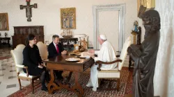 Papa Francesco incontra il presidente della Croce Rossa Internazionale, 19 ottobre 2020 / Vatican Media / ACI Group