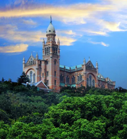 Una veduta del Santuario di Sheshan | Macau Bullettin 