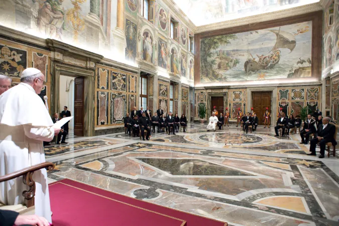 Papa Francesco incontra i nuovi ambasciatori | Papa Francesco incontra i nuovi ambasciatori, Sala Clementina, 14 dicembre 2017 | L'Osservatore Romano / ACI Group