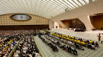 Il Papa: “Rifiutiamo gli idoli, non accontentiamoci di misere rassicurazioni”