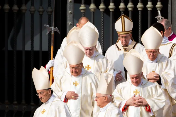 Papa Francesco nella processione di ingresso della Messa per le Canonizzazioni, Piazza San Pietro, 14 ottobre 2018  / Daniel Ibanez / ACI Group