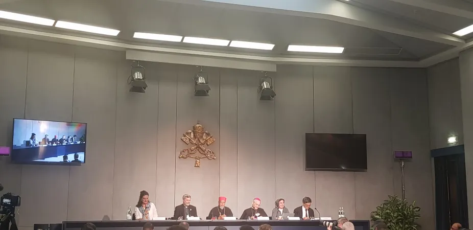 Briefing Sinodo 2018 | Briefing Sala Stampa Vaticana | AG / ACI Stampa