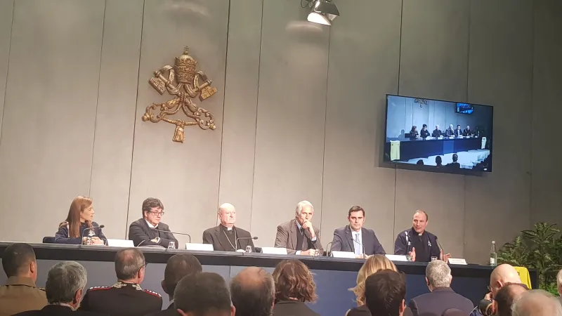 Presentazione di Athletica Vaticana | La presentazione di Athletica Vaticana in Sala Stampa della Santa Sede, 10 gennaio 2019 | AG / ACI Group