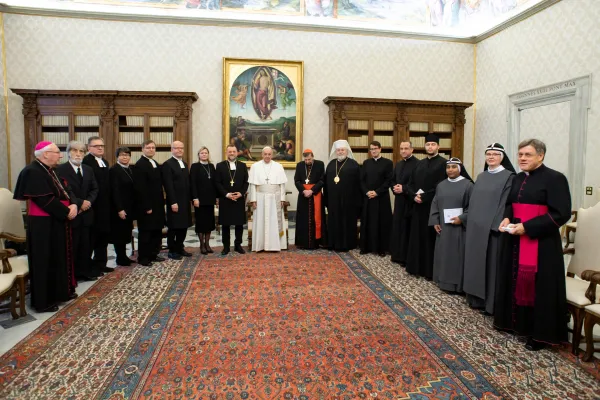 Papa Francesco con i membri della delegazione ecumenica di Finlandia, Palazzo Apostolico Vaticano, 19 gennaio 2019 / Vatican Media / ACI Group
