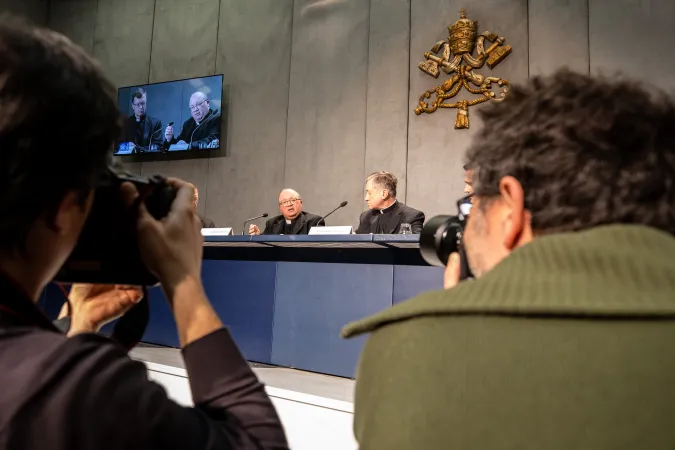 La conferenza stampa con l'Arcivescovo Scicluna e il Cardinale Cupich |  | Daniel Ibanez CNA 