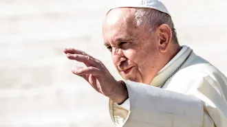 Papa Francesco, dobbiamo "ungere di pazienza" chi ci sta vicino per annunciare Gesù 