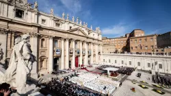 La Basilica di San Pietro durante una celebrazione con canonizzazioni / Daniel Ibanez / ACI Group