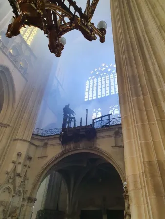L'interno della cattedrale di Nantes dopo il rogo che la ha colpita il 18 luglio 2020 | catholique.fr