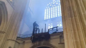 La cattedrale di Nantes in fiamme, e l’annus horribilis per le chiese di Francia