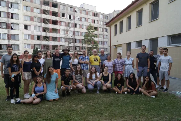 I ragazzi assistiti dai Salesiani a Lunik IX, nei sobborghi della città slovacca di Kosice / InfoAns