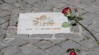 Giovanni Paolo II, l'attentato visto da Varsavia e dal Vaticano