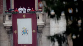 Papa Francesco, Urbi et Orbi di Natale: “Immense tragedie passano sotto silenzio”