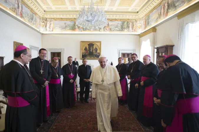 Papa Francesco e i Vescovi del Salvador |  | L'Osservatore Romano, ACI Group