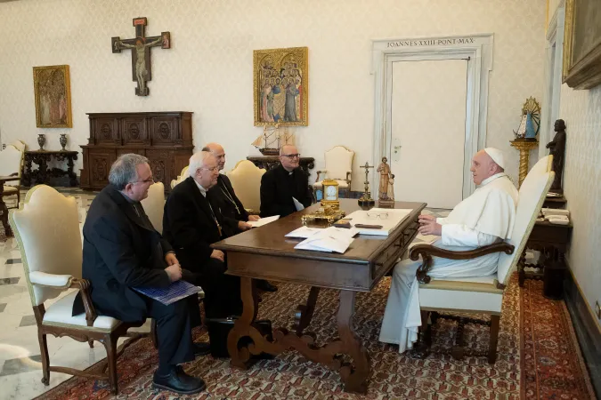 Il cardinale Bassetti in udienza dal Papa  |  | Vatican Media