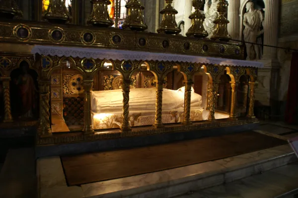 Tomba di Santa Caterina da Siena a Santa Maria Sopra Minerva / Flickr