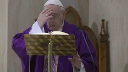Papa Francesco durante una Messa a Santa Marta / Vatican Media / ACI Stampa