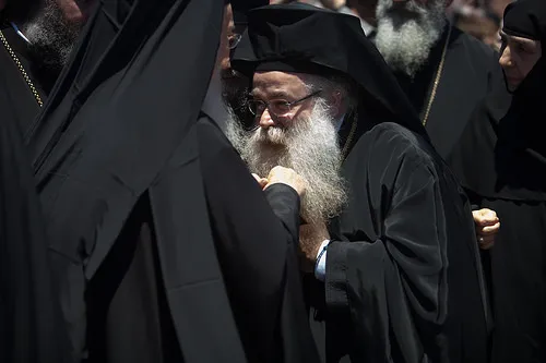 Il Patriarca Bartolomeo arriva a Creta per il Sinodo Pan-Ortodosso, Chania, 15 giugno 2016 | Patriarcato Ecumenico di Costantinopoli