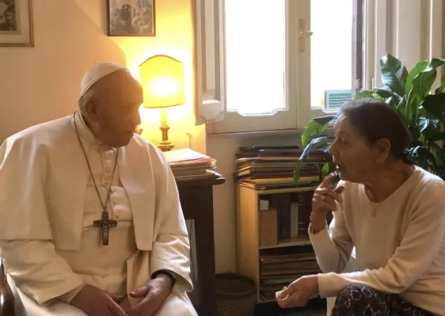 Papa Francesco e Edith Bruck |  | Vatican Media / ACI group