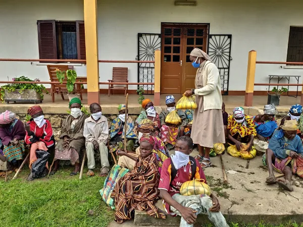 Le suore nella Repubblica Centroafricana  |  |  #10yearsforcharity