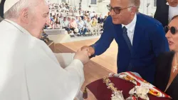 Peppe Spadafora durante un incontro Papa Francesco / Famiglia Spadafora