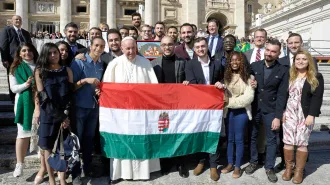 La Croce nel fuoco: l’Ungheria e la difesa dei cristiani perseguitati