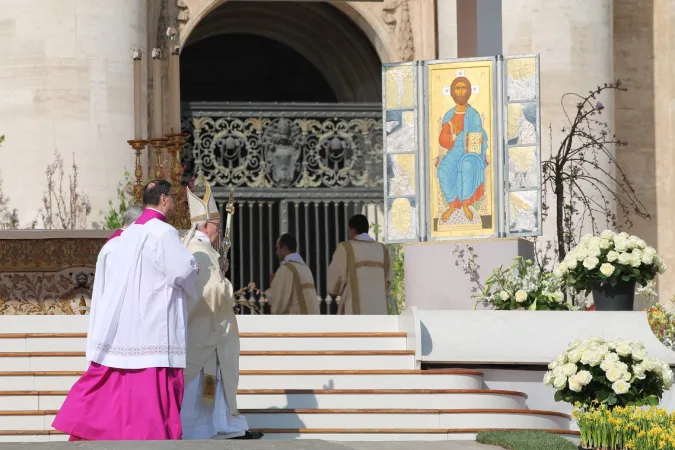 Papa Francesco, Messa di Pasqua e Benedizione Urbi et Orbi |  | Martha Calderon CNA