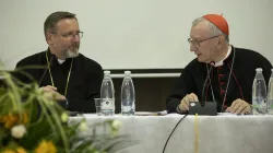 L'arcivescovo maggiore Sviatoslav Shevchuk e il Cardinale Parolin in un momento dell'intervento del Cardinale durante il Sinodo della Chiesa Greco Cattolica Ucraina, Roma, 5 settembre 2023 / UGCC