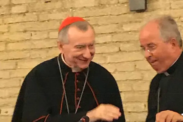 Il Cardinale Pietro Parolin, segretario di Stato vaticano, con l'arcivescovo Ivan Jurkovic, osservatore permanente della Santa Sede a Ginevra, nell'incontro del 19 ottobre 2018 / PYF