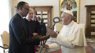 "Rwanda, un deserto che diventa giardino". Il Papa incontra il Presidente Kagame